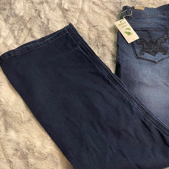 Rivet & Blues Women  Skinny Boot, Size 29, blue, NWT - Picture 2 of 7